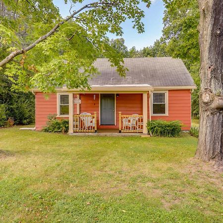 Charming Watkins Glen Home With Yard! Exterior photo